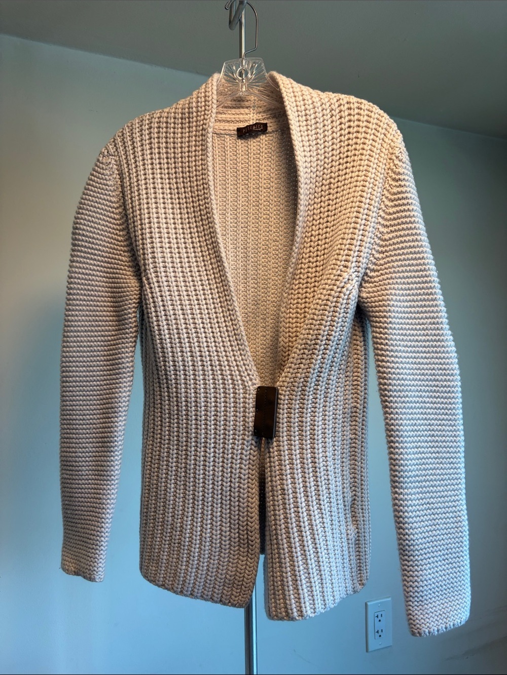 Peserico Chunky Knit Cardigan with Leather Closure  Italy 42
